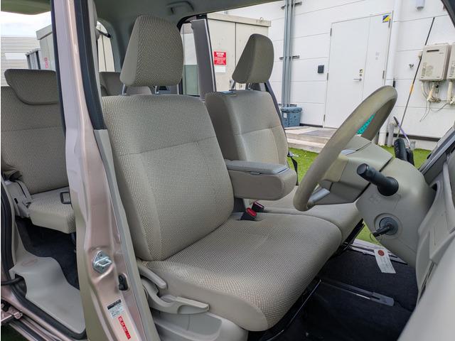 タント スローパーＬリヤシート付き仕様　福祉車両／スロープ／電動ウインチ／車椅子１台可／手すり／リアシート付／アイドリングストップ／両側スライドドア／キーレスキー／パワーステアリング／パワーウィンドウ／リアプライバシーガラス（52枚目）