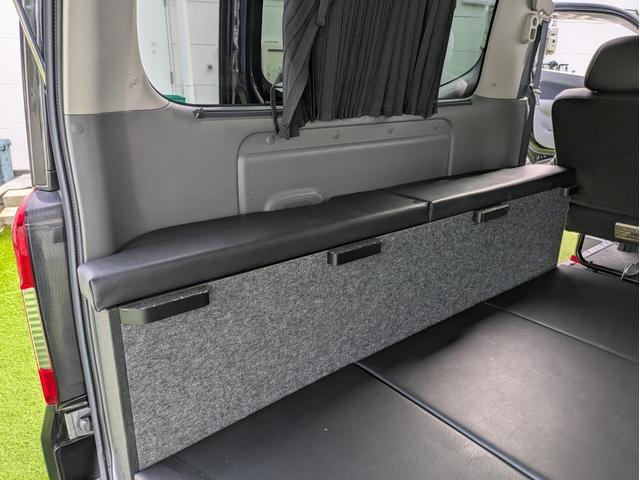 ＮＶ３５０キャラバンバン ロングライダープレミアムＧＸ　ベッドキット／５ＺＩＧＥＮ　ＫＯＭＡ　１５インチ／リアクーラー／リアヒーター／Ｐａｎａｓｏｎｉｃ製ナビ／フルセグＴＶ／Ｂｌｕｅｔｏｏｔｈ／ＥＴＣ／両側スライドドア／ハーフレザーシート／インテリキー（10枚目）