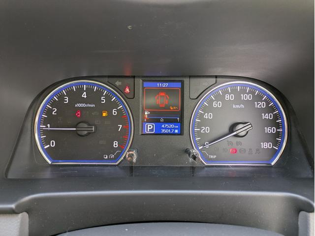 ＮＶ３５０キャラバンバン ロングライダープレミアムＧＸ　ベッドキット／５ＺＩＧＥＮ　ＫＯＭＡ　１５インチ／リアクーラー／リアヒーター／Ｐａｎａｓｏｎｉｃ製ナビ／フルセグＴＶ／Ｂｌｕｅｔｏｏｔｈ／ＥＴＣ／両側スライドドア／ハーフレザーシート／インテリキー（36枚目）