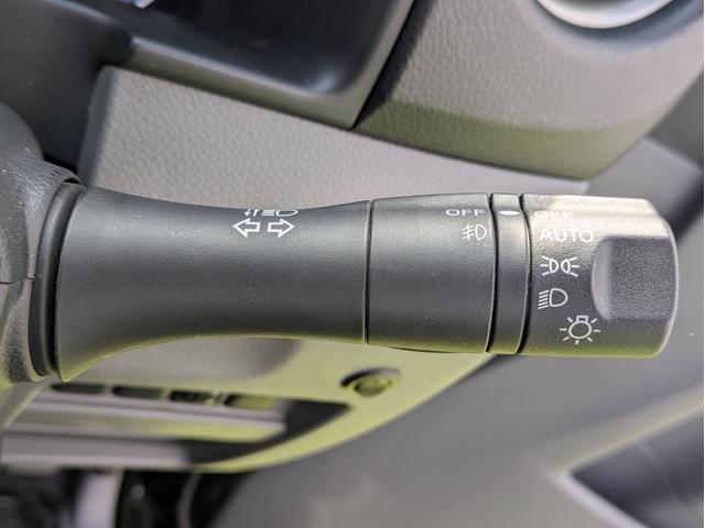 ＮＶ３５０キャラバンバン ロングライダープレミアムＧＸ　ベッドキット／５ＺＩＧＥＮ　ＫＯＭＡ　１５インチ／リアクーラー／リアヒーター／Ｐａｎａｓｏｎｉｃ製ナビ／フルセグＴＶ／Ｂｌｕｅｔｏｏｔｈ／ＥＴＣ／両側スライドドア／ハーフレザーシート／インテリキー（38枚目）