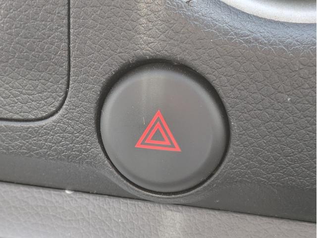 ＮＶ３５０キャラバンバン ロングライダープレミアムＧＸ　ベッドキット／５ＺＩＧＥＮ　ＫＯＭＡ　１５インチ／リアクーラー／リアヒーター／Ｐａｎａｓｏｎｉｃ製ナビ／フルセグＴＶ／Ｂｌｕｅｔｏｏｔｈ／ＥＴＣ／両側スライドドア／ハーフレザーシート／インテリキー（42枚目）