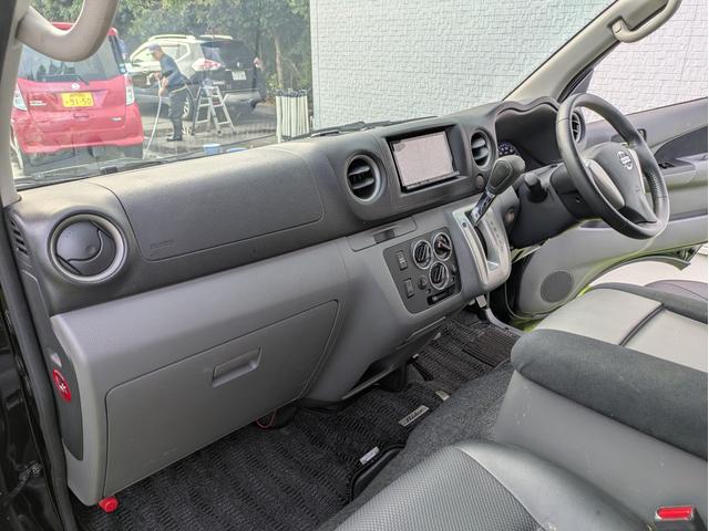 ＮＶ３５０キャラバンバン ロングライダープレミアムＧＸ　ベッドキット／５ＺＩＧＥＮ　ＫＯＭＡ　１５インチ／リアクーラー／リアヒーター／Ｐａｎａｓｏｎｉｃ製ナビ／フルセグＴＶ／Ｂｌｕｅｔｏｏｔｈ／ＥＴＣ／両側スライドドア／ハーフレザーシート／インテリキー（58枚目）