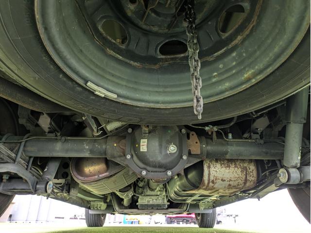 ＮＶ３５０キャラバンバン ロングライダープレミアムＧＸ　ベッドキット／５ＺＩＧＥＮ　ＫＯＭＡ　１５インチ／リアクーラー／リアヒーター／Ｐａｎａｓｏｎｉｃ製ナビ／フルセグＴＶ／Ｂｌｕｅｔｏｏｔｈ／ＥＴＣ／両側スライドドア／ハーフレザーシート／インテリキー（70枚目）