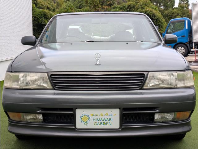 ローレル メダリストＳ　６０ｔｈアニバーサリー　６０周年記念モデル／サイドデカール／６０周年記念モデル専用キー／電格ミラー／純正フロントスポイラー／エアコン／車検Ｒ８年１２月まで／ＡＴ／オートライト（19枚目）