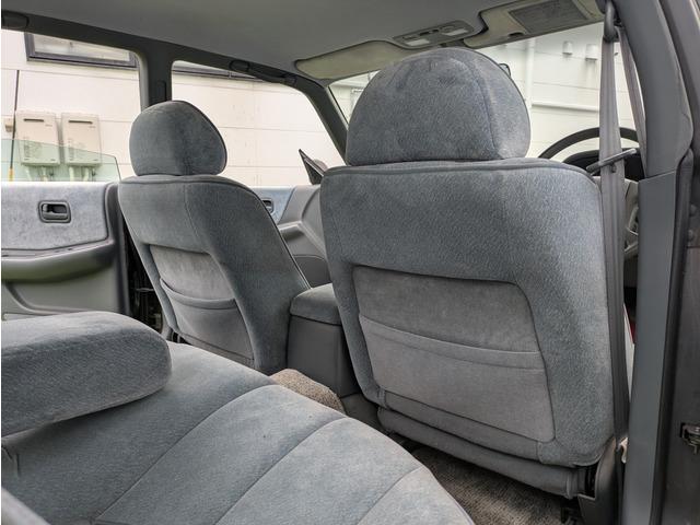 ローレル メダリストＳ　６０ｔｈアニバーサリー　６０周年記念モデル／サイドデカール／６０周年記念モデル専用キー／電格ミラー／純正フロントスポイラー／エアコン／車検Ｒ８年１２月まで／ＡＴ／オートライト（45枚目）