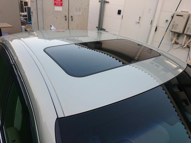 ＥＳ ＥＳ３００ｈ　バージョンＬ　ムーンルーフ／ベージュ革シート／セーフティシステムプラス／ＢＳＭ／ＰＫＳＡ／カラーヘッドアップディスプレイ／純正１８インチアルミ／３眼ＬＥＤヘッドライト／パノラミックビューモニター／ナビ／ＴＶ（15枚目）