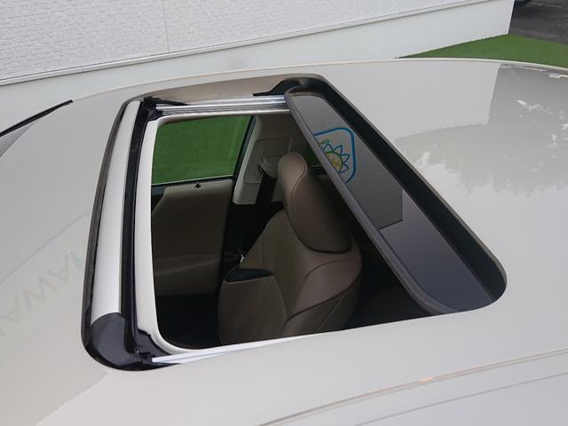 ＥＳ ＥＳ３００ｈ　バージョンＬ　ムーンルーフ／ベージュ革シート／セーフティシステムプラス／ＢＳＭ／ＰＫＳＡ／カラーヘッドアップディスプレイ／純正１８インチアルミ／３眼ＬＥＤヘッドライト／パノラミックビューモニター／ナビ／ＴＶ（52枚目）