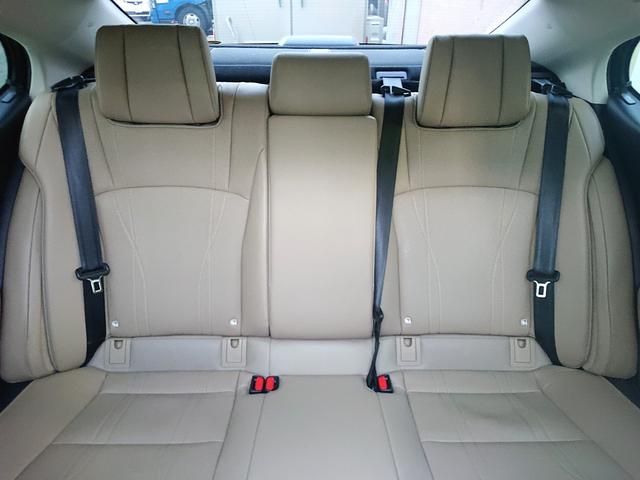 ＥＳ ＥＳ３００ｈ　バージョンＬ　ムーンルーフ／ベージュ革シート／セーフティシステムプラス／ＢＳＭ／ＰＫＳＡ／カラーヘッドアップディスプレイ／純正１８インチアルミ／３眼ＬＥＤヘッドライト／パノラミックビューモニター／ナビ／ＴＶ（61枚目）