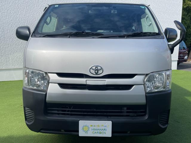 レジアスエースバン ＤＸ　５ドア／ディーゼルターボ／両側スライドドア／ＰＣＳ／ＬＤＡ／オートハイビーム／ＬＥＤヘッドライト／純正ナビ／ＴＶ／バックカメラ／ビルトインＥＴＣ／Ｂｌｕｅｔｏｏｔｈ／トラクションコントロール（10枚目）