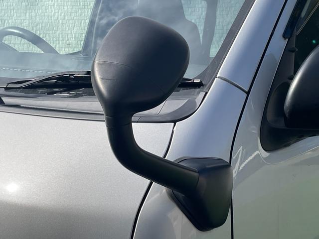 レジアスエースバン ＤＸ　５ドア／ディーゼルターボ／両側スライドドア／ＰＣＳ／ＬＤＡ／オートハイビーム／ＬＥＤヘッドライト／純正ナビ／ＴＶ／バックカメラ／ビルトインＥＴＣ／Ｂｌｕｅｔｏｏｔｈ／トラクションコントロール（15枚目）