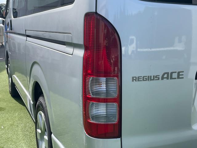 レジアスエースバン ＤＸ　５ドア／ディーゼルターボ／両側スライドドア／ＰＣＳ／ＬＤＡ／オートハイビーム／ＬＥＤヘッドライト／純正ナビ／ＴＶ／バックカメラ／ビルトインＥＴＣ／Ｂｌｕｅｔｏｏｔｈ／トラクションコントロール（16枚目）