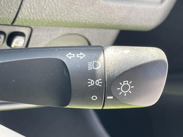 レジアスエースバン ＤＸ　５ドア／ディーゼルターボ／両側スライドドア／ＰＣＳ／ＬＤＡ／オートハイビーム／ＬＥＤヘッドライト／純正ナビ／ＴＶ／バックカメラ／ビルトインＥＴＣ／Ｂｌｕｅｔｏｏｔｈ／トラクションコントロール（27枚目）