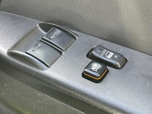 レジアスエースバン ＤＸ　５ドア／ディーゼルターボ／両側スライドドア／ＰＣＳ／ＬＤＡ／オートハイビーム／ＬＥＤヘッドライト／純正ナビ／ＴＶ／バックカメラ／ビルトインＥＴＣ／Ｂｌｕｅｔｏｏｔｈ／トラクションコントロール（28枚目）