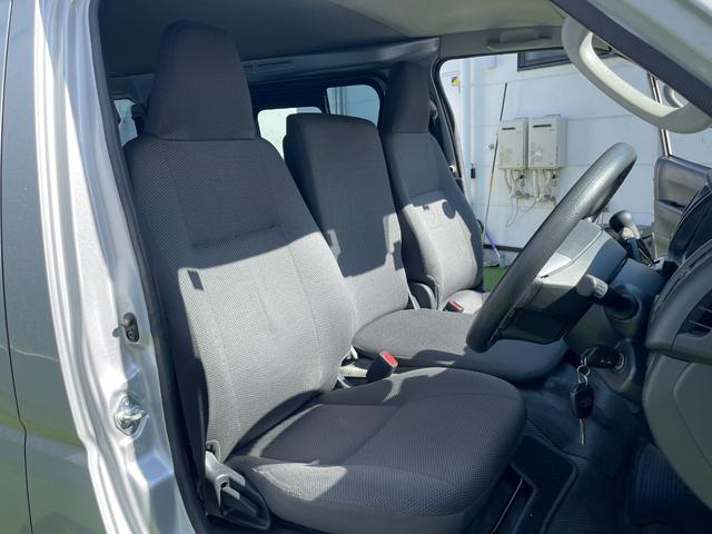 レジアスエースバン ＤＸ　５ドア／ディーゼルターボ／両側スライドドア／ＰＣＳ／ＬＤＡ／オートハイビーム／ＬＥＤヘッドライト／純正ナビ／ＴＶ／バックカメラ／ビルトインＥＴＣ／Ｂｌｕｅｔｏｏｔｈ／トラクションコントロール（44枚目）