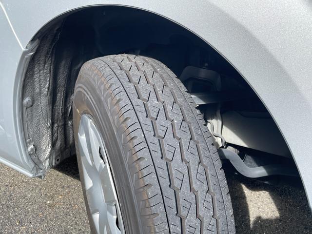 レジアスエースバン ＤＸ　５ドア／ディーゼルターボ／両側スライドドア／ＰＣＳ／ＬＤＡ／オートハイビーム／ＬＥＤヘッドライト／純正ナビ／ＴＶ／バックカメラ／ビルトインＥＴＣ／Ｂｌｕｅｔｏｏｔｈ／トラクションコントロール（66枚目）