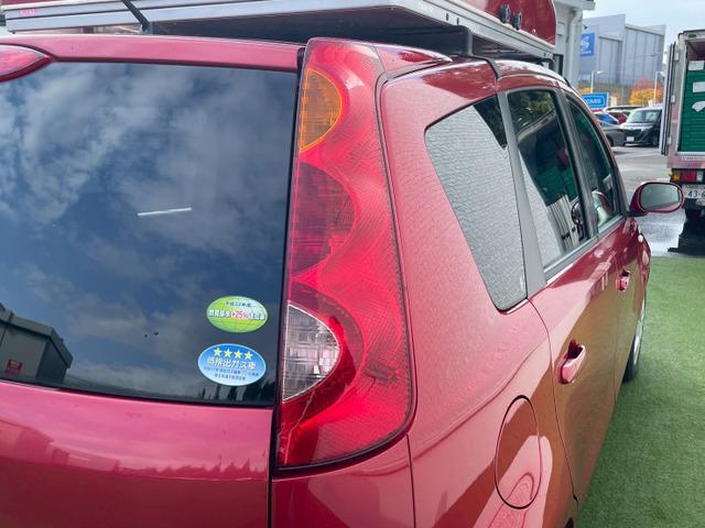 ノート １５Ｘ　手動アクセル／手動ブレーキ／ハンドルノブ付きステアリング／車椅子格納装置／純正メモリーナビ／ＴＶ／バックカメラ／Ｂｌｕｅｔｏｏｔｈ／ＡＢＳ／電動格納ミラー／Ｗエアバッグ／福祉車両（26枚目）