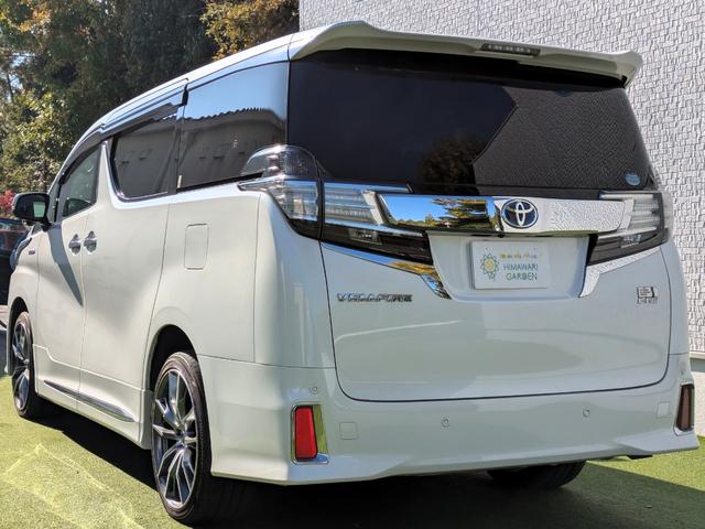 ヴェルファイアハイブリッド ＺＲ　６人乗り／トヨタセーフティーセンス／純正大画面ナビ／フルセグ／パノラミックビューモニター／両側パワースライドドア／ＬＥＤヘッドライト／ＬＥＤヘッドライト／社外２０インチアルミ／スマートキー（18枚目）