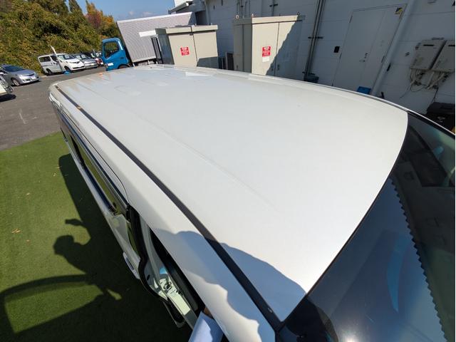 ヴェルファイアハイブリッド ＺＲ　６人乗り／トヨタセーフティーセンス／純正大画面ナビ／フルセグ／パノラミックビューモニター／両側パワースライドドア／ＬＥＤヘッドライト／ＬＥＤヘッドライト／社外２０インチアルミ／スマートキー（77枚目）