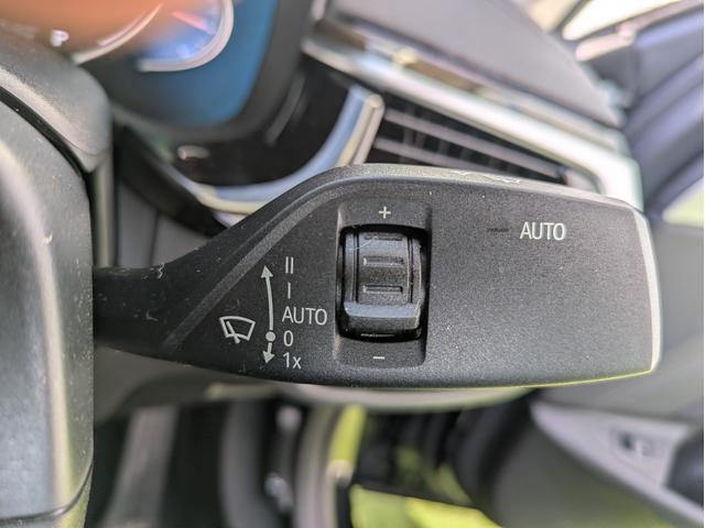 コーティングメニューも充実しております！ヘッドライトコーティング、窓ガラス撥水コーティング等取扱いございます！