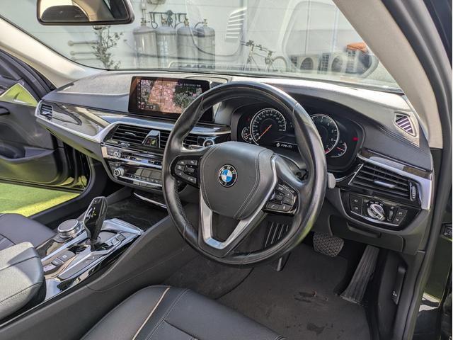 当店ではお客様一人一人にお見積もりを作成させていただきます。オプションなどのご要望がありましたらスタッフまでご相談ください。