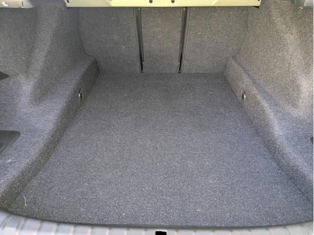 軽自動車から外車まで選び抜かれたお薦め車両を展示中