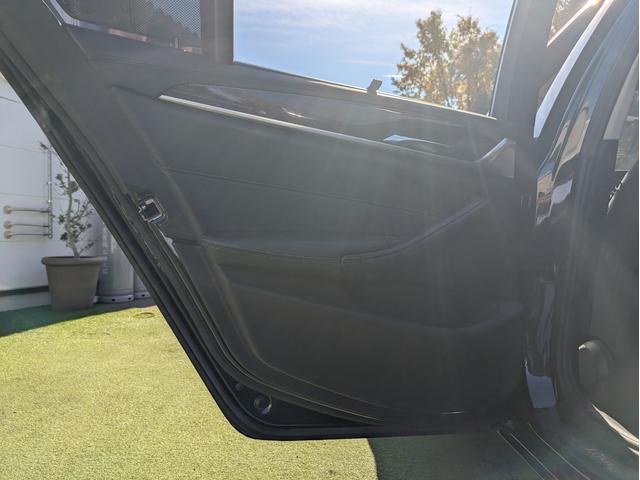 当店は自動車保険も取り扱いしております。保険内容の見直しなどもお気軽にご相談下さい