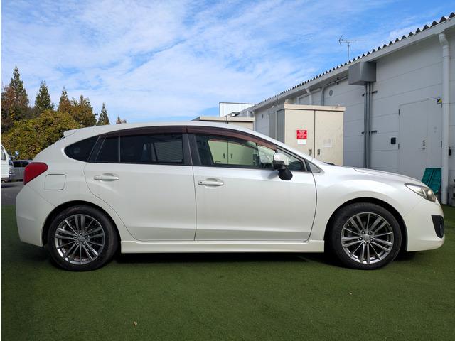 インプレッサスポーツ 2.0i-Sアイサイト アイサイト/社外ナビ/TV/パドルシフト/HIDヘッドライト/ハーフレザーシート/運転席パワーシート/リアプライバシーガラス/オートライト/オートエアコン(18枚目)