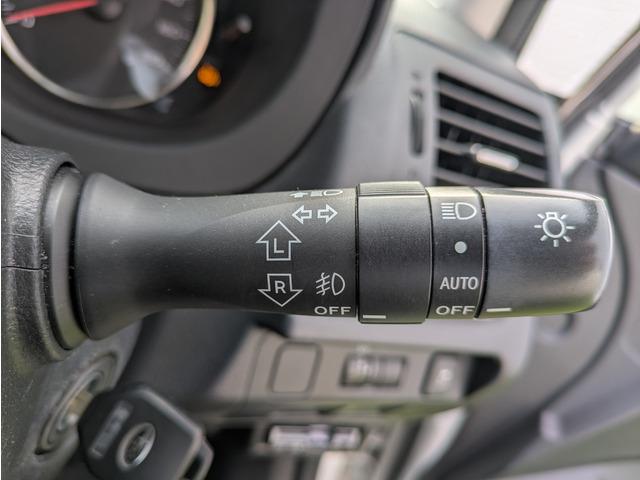 インプレッサスポーツ 2.0i-Sアイサイト アイサイト/社外ナビ/TV/パドルシフト/HIDヘッドライト/ハーフレザーシート/運転席パワーシート/リアプライバシーガラス/オートライト/オートエアコン(32枚目)