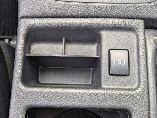 インプレッサスポーツ 2.0i-Sアイサイト アイサイト/社外ナビ/TV/パドルシフト/HIDヘッドライト/ハーフレザーシート/運転席パワーシート/リアプライバシーガラス/オートライト/オートエアコン(51枚目)