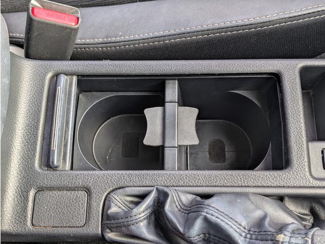 インプレッサスポーツ 2.0i-Sアイサイト アイサイト/社外ナビ/TV/パドルシフト/HIDヘッドライト/ハーフレザーシート/運転席パワーシート/リアプライバシーガラス/オートライト/オートエアコン(52枚目)