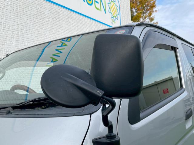 ハイエースバン ロングDX 5ドア/6人乗り/両側スライドドア/社外ナビ/TV/バックカメラ/キーレス/リアガラスフィルム/リア小窓付き/積載量1.25t/4ナンバーサイズ/ABS/バンパー同色/車検R8年9月まで(29枚目)