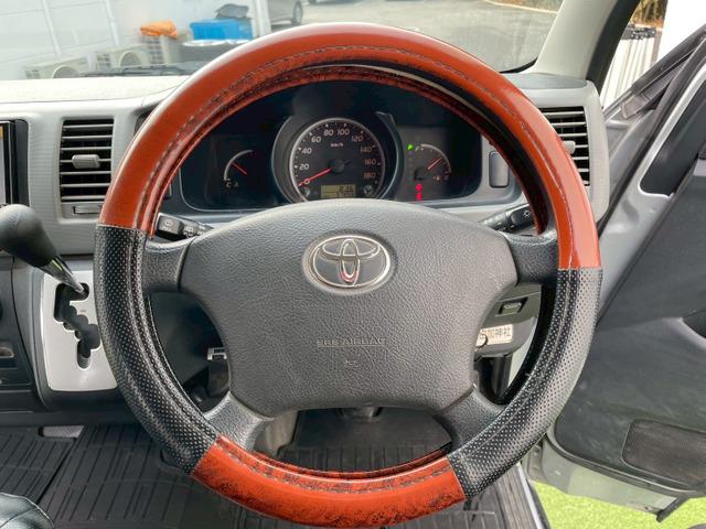 ハイエースバン ロングDX 5ドア/6人乗り/両側スライドドア/社外ナビ/TV/バックカメラ/キーレス/リアガラスフィルム/リア小窓付き/積載量1.25t/4ナンバーサイズ/ABS/バンパー同色/車検R8年9月まで(30枚目)