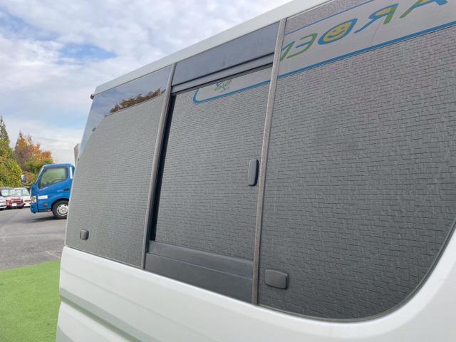 ハイエースバン ロングDX 5ドア/6人乗り/両側スライドドア/社外ナビ/TV/バックカメラ/キーレス/リアガラスフィルム/リア小窓付き/積載量1.25t/4ナンバーサイズ/ABS/バンパー同色/車検R8年9月まで(65枚目)