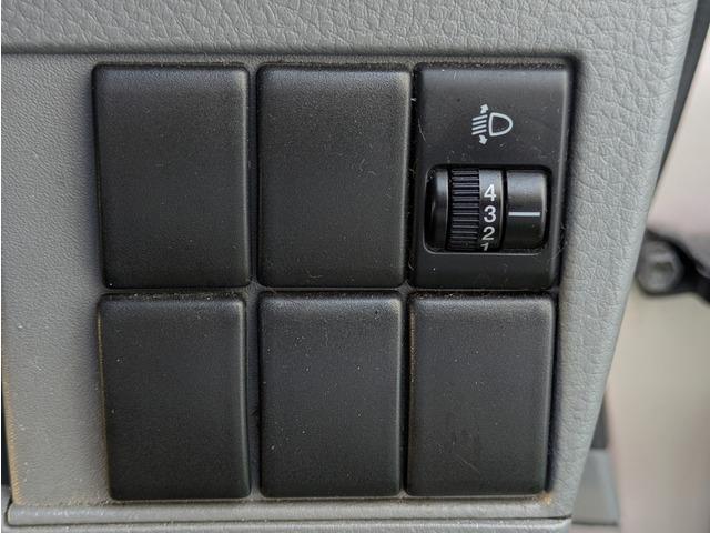 ＡＺワゴン ＸＳ　ナビ／ＴＶ／バックカメラ／スマートキー／プッシュスタート／ベンチシート／純正１４インチアルミ／ヘッドライトレベライザー／リアプライバシーガラス／ＡＢＳ（31枚目）