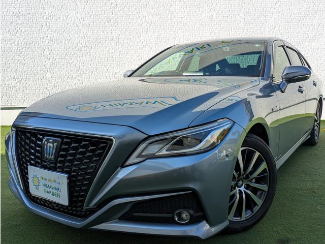 クラウンハイブリッド Ｓ　Ｃパッケージ　メーカーナビ／フルセグ／パノラミックビューモニター／トヨタセーフティーセンス／ＬＥＤヘッドライト／ＢＳＭ／ワンオーナー／スマートキー／ドライブレコーダー／パーキングアシスト／純正１７インチアルミ（7枚目）