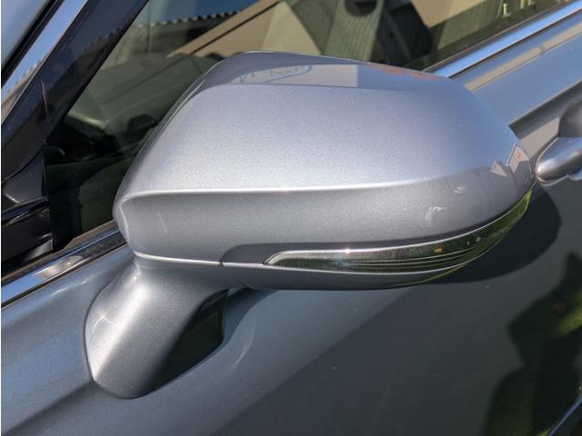 クラウンハイブリッド Ｓ　Ｃパッケージ　メーカーナビ／フルセグ／パノラミックビューモニター／トヨタセーフティーセンス／ＬＥＤヘッドライト／ＢＳＭ／ワンオーナー／スマートキー／ドライブレコーダー／パーキングアシスト／純正１７インチアルミ（24枚目）