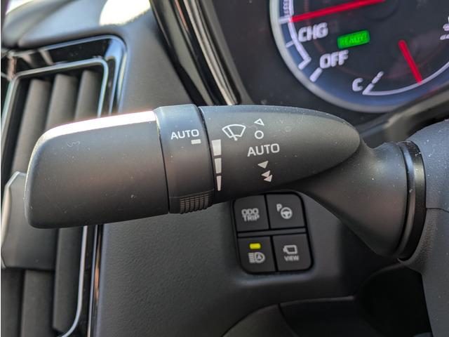 クラウンハイブリッド Ｓ　Ｃパッケージ　メーカーナビ／フルセグ／パノラミックビューモニター／トヨタセーフティーセンス／ＬＥＤヘッドライト／ＢＳＭ／ワンオーナー／スマートキー／ドライブレコーダー／パーキングアシスト／純正１７インチアルミ（34枚目）