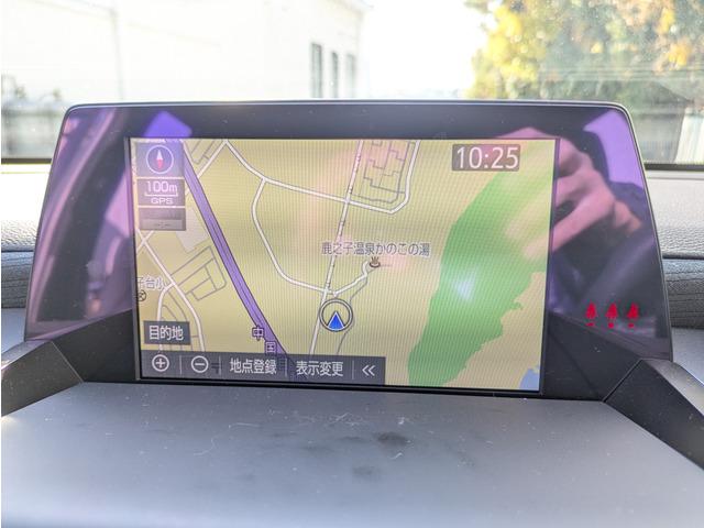 クラウンハイブリッド Ｓ　Ｃパッケージ　メーカーナビ／フルセグ／パノラミックビューモニター／トヨタセーフティーセンス／ＬＥＤヘッドライト／ＢＳＭ／ワンオーナー／スマートキー／ドライブレコーダー／パーキングアシスト／純正１７インチアルミ（42枚目）