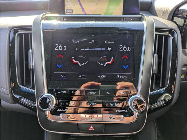 クラウンハイブリッド Ｓ　Ｃパッケージ　メーカーナビ／フルセグ／パノラミックビューモニター／トヨタセーフティーセンス／ＬＥＤヘッドライト／ＢＳＭ／ワンオーナー／スマートキー／ドライブレコーダー／パーキングアシスト／純正１７インチアルミ（49枚目）