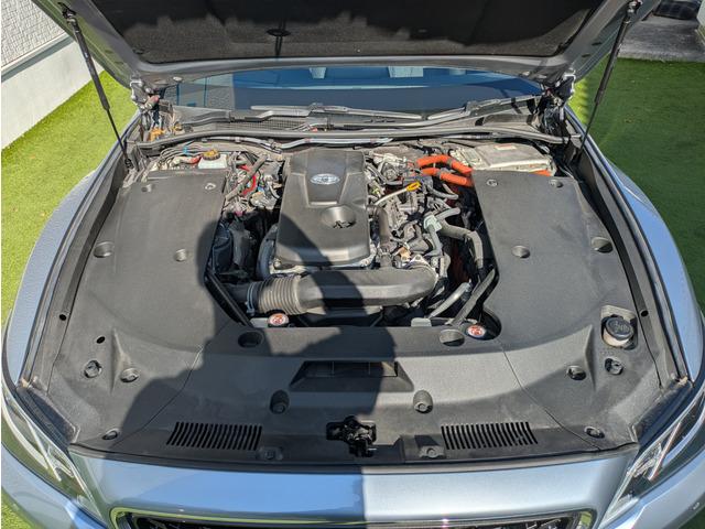 クラウンハイブリッド Ｓ　Ｃパッケージ　メーカーナビ／フルセグ／パノラミックビューモニター／トヨタセーフティーセンス／ＬＥＤヘッドライト／ＢＳＭ／ワンオーナー／スマートキー／ドライブレコーダー／パーキングアシスト／純正１７インチアルミ（77枚目）