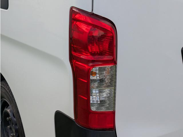 ＮＶ３５０キャラバンバン スーパーロングＤＸターボ　スーパーロング／ハイルーフ／ディーゼルターボ／５ドア／両側スライドドア／６人乗り／バックカメラ／６人乗り／ＥＴＣ／ドライブレコーダー／４ＷＤ／ＡＢＳ／エアコン／ＡＴ（28枚目）