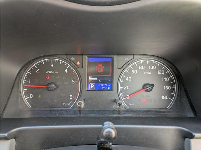 ＮＶ３５０キャラバンバン スーパーロングＤＸターボ　スーパーロング／ハイルーフ／ディーゼルターボ／５ドア／両側スライドドア／６人乗り／バックカメラ／６人乗り／ＥＴＣ／ドライブレコーダー／４ＷＤ／ＡＢＳ／エアコン／ＡＴ（32枚目）