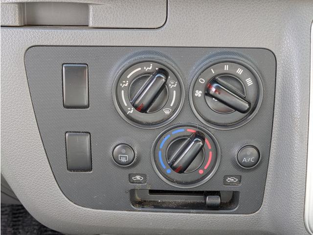 ＮＶ３５０キャラバンバン スーパーロングＤＸターボ　スーパーロング／ハイルーフ／ディーゼルターボ／５ドア／両側スライドドア／６人乗り／バックカメラ／６人乗り／ＥＴＣ／ドライブレコーダー／４ＷＤ／ＡＢＳ／エアコン／ＡＴ（39枚目）