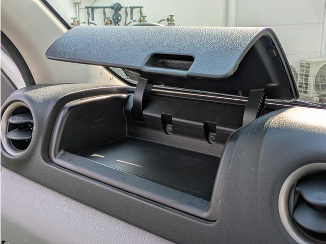 ＮＶ３５０キャラバンバン スーパーロングＤＸターボ　スーパーロング／ハイルーフ／ディーゼルターボ／５ドア／両側スライドドア／６人乗り／バックカメラ／６人乗り／ＥＴＣ／ドライブレコーダー／４ＷＤ／ＡＢＳ／エアコン／ＡＴ（44枚目）