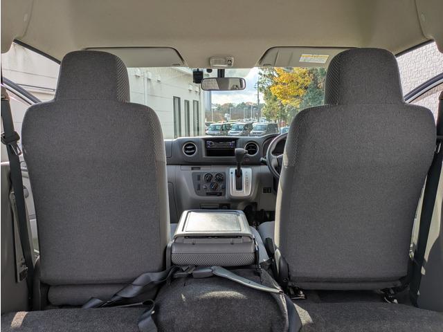 ＮＶ３５０キャラバンバン スーパーロングＤＸターボ　スーパーロング／ハイルーフ／ディーゼルターボ／５ドア／両側スライドドア／６人乗り／バックカメラ／６人乗り／ＥＴＣ／ドライブレコーダー／４ＷＤ／ＡＢＳ／エアコン／ＡＴ（52枚目）