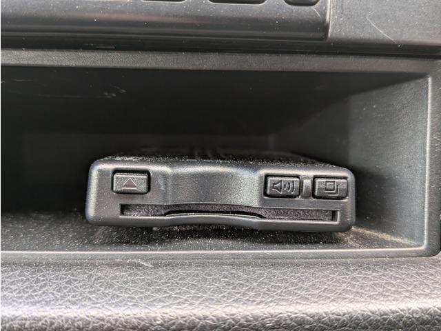 ＮＶ３５０キャラバンバン ロングＤＸターボ　３ペダルＭＴ／５ドア／両側スライドドア／ディーゼルターボ／荷室床板張り／積載量１．２５ｔ／ロング／４ナンバー／３人乗り／ＥＴＣ／キーレス／エアコン／エアバッグ（35枚目）