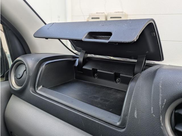 ＮＶ３５０キャラバンバン ロングＤＸターボ　３ペダルＭＴ／５ドア／両側スライドドア／ディーゼルターボ／荷室床板張り／積載量１．２５ｔ／ロング／４ナンバー／３人乗り／ＥＴＣ／キーレス／エアコン／エアバッグ（41枚目）