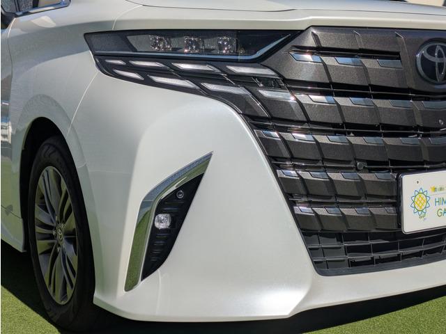 アルファード Z ユニバーサルステップ/リアエンターテイメント/黒革シート/純正ナビ/フルセグ/トヨタセーフティーセンス/BSM/パノラミックビューモニター/両側パワースライドドア/LEDヘッドライト/スマートキー(24枚目)