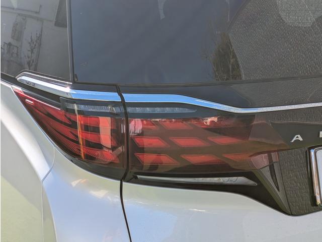 アルファード Z ユニバーサルステップ/リアエンターテイメント/黒革シート/純正ナビ/フルセグ/トヨタセーフティーセンス/BSM/パノラミックビューモニター/両側パワースライドドア/LEDヘッドライト/スマートキー(26枚目)