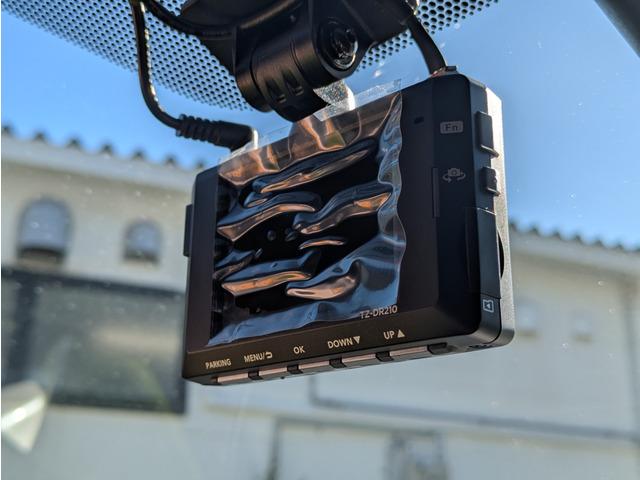 アルファード Z ユニバーサルステップ/リアエンターテイメント/黒革シート/純正ナビ/フルセグ/トヨタセーフティーセンス/BSM/パノラミックビューモニター/両側パワースライドドア/LEDヘッドライト/スマートキー(39枚目)